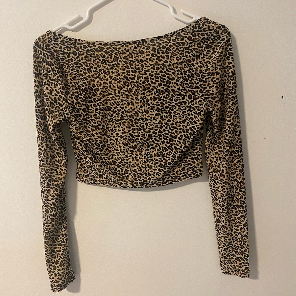 SHEIN Ruched Bust Leopard Top - Picture 3 of 3